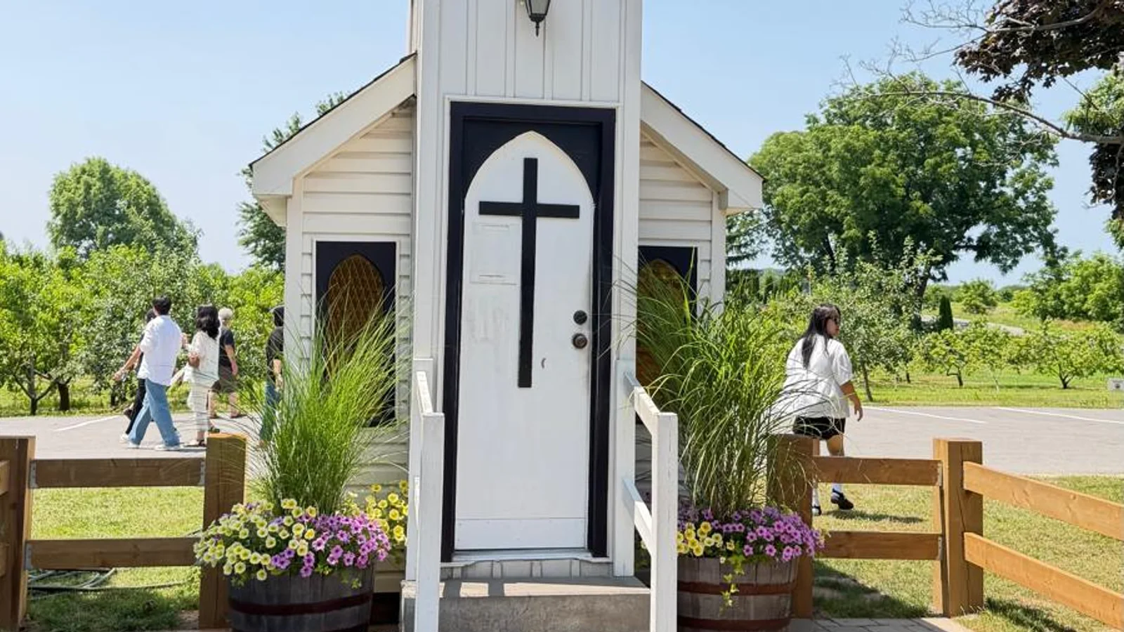Living Water Wayside Chapel: Canada’s Smallest Church, Verified