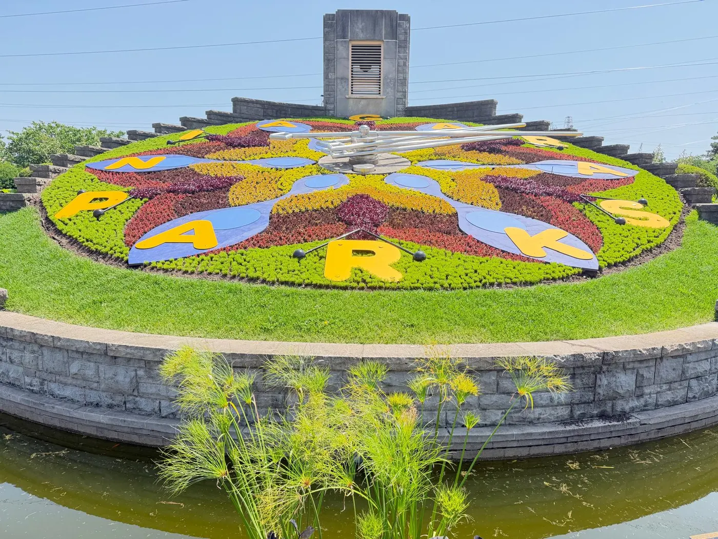 The Niagara Parks Floral Clock in full summer bloom on a private tour stop