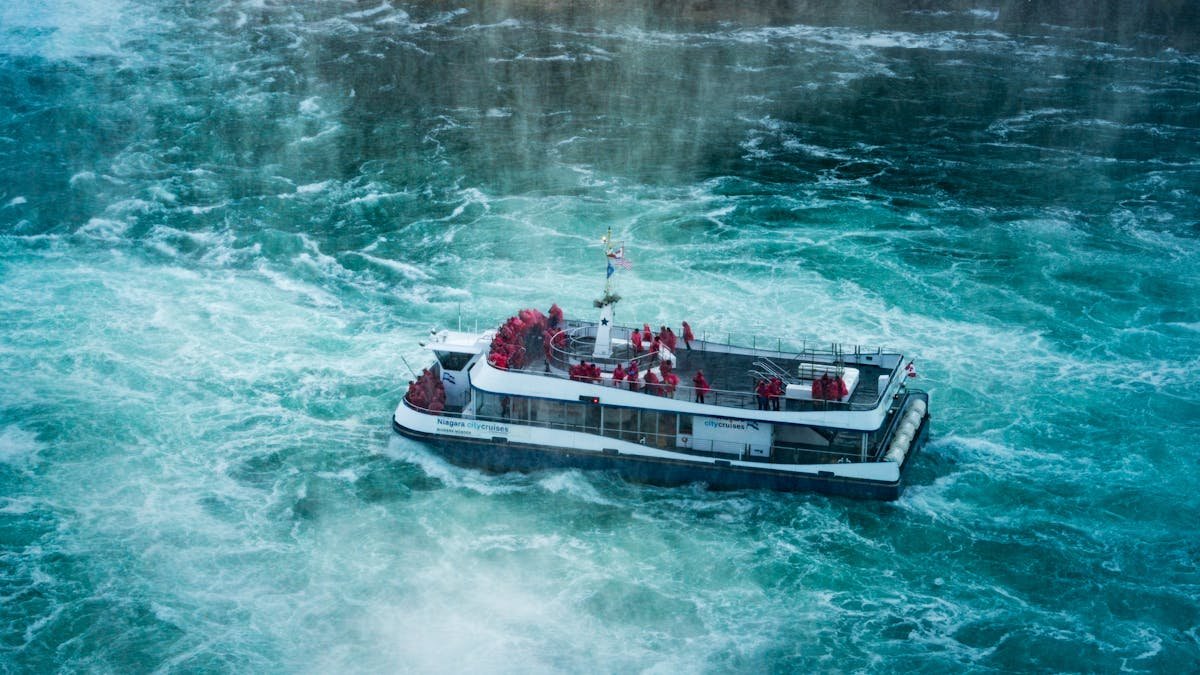 Niagara City Cruise 2026 (Maid of the Mist Canada): Honest Guide